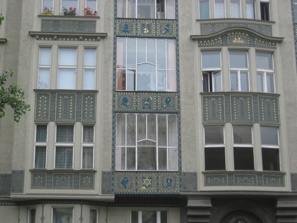 Building across from Old-New Synagogue