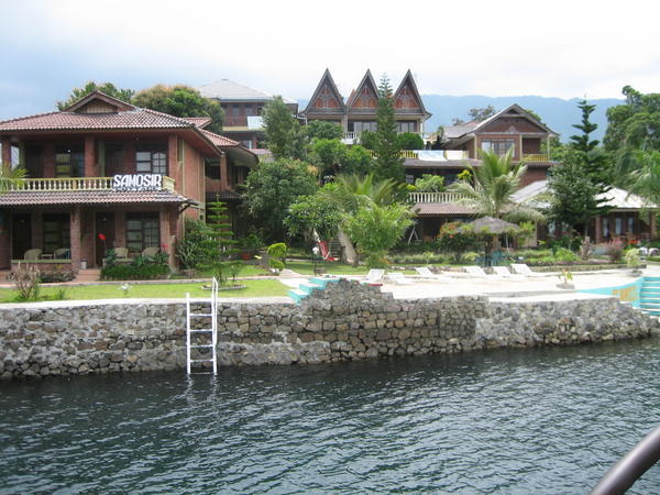 Samosir Cottages - Lake Toba