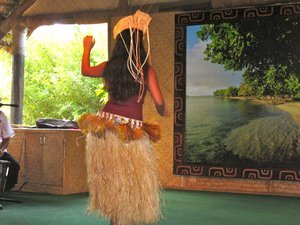 Female Tahitian dancer