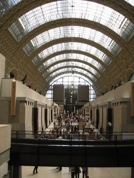 Musee D'Orsay hall