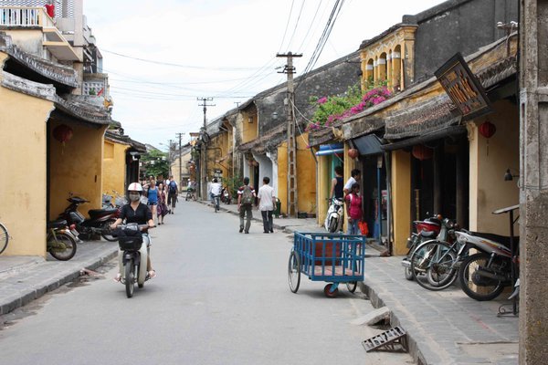 Hoi An - Vietnam - Old City Shops