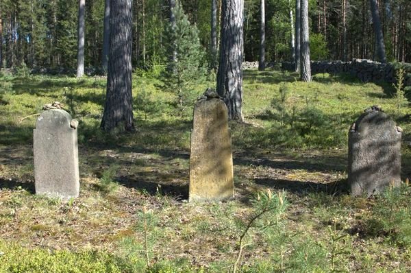 Jewish Cemetery, Prasto Island