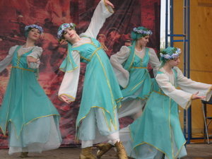 Belarus dancers