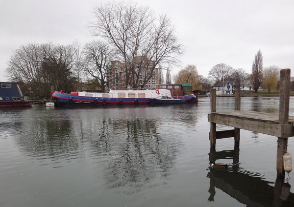 Thames scene at Kingston