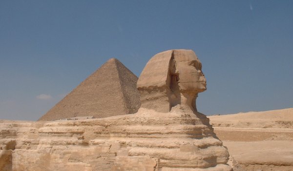 The Sphinx and The Great Pyramid of Khafurev