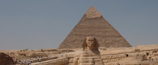 The Sphinx and the Pyramid of Khafrerev