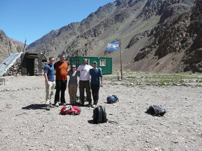 The Team at the gate to the Aconcagua Park. 