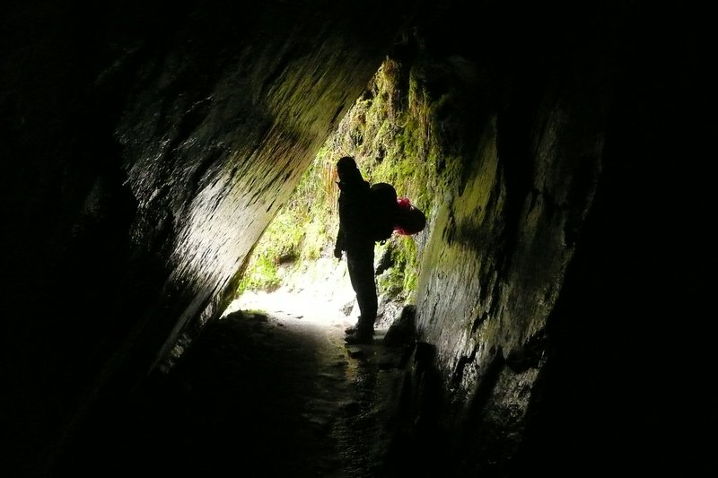 an Inka Tunnel