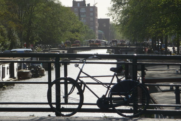 Bike,canal..this is Holland