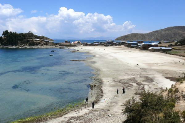 The beach on the Challapampa end of Isla del Sol