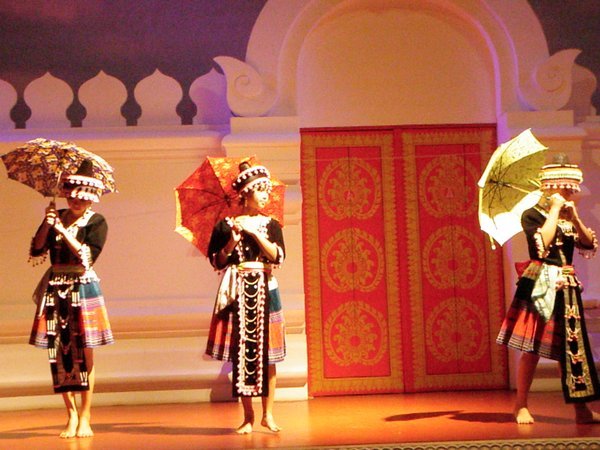 Hmong Dance