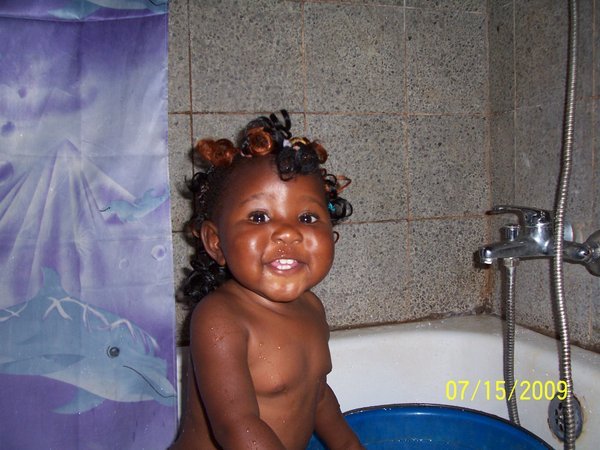 Kamina Marie in the bath.