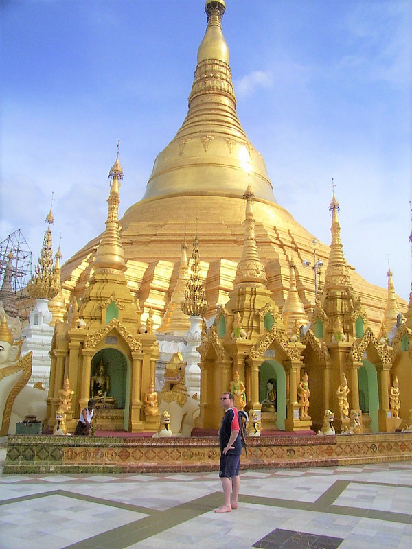 Shwedagon Zedi Daw