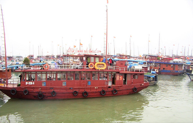 Ha Long port