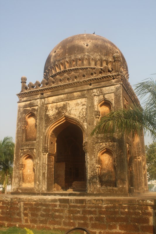 Tomb of Qasim Barid 2