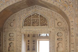 Stunningly carved arches of the Khas Mahal