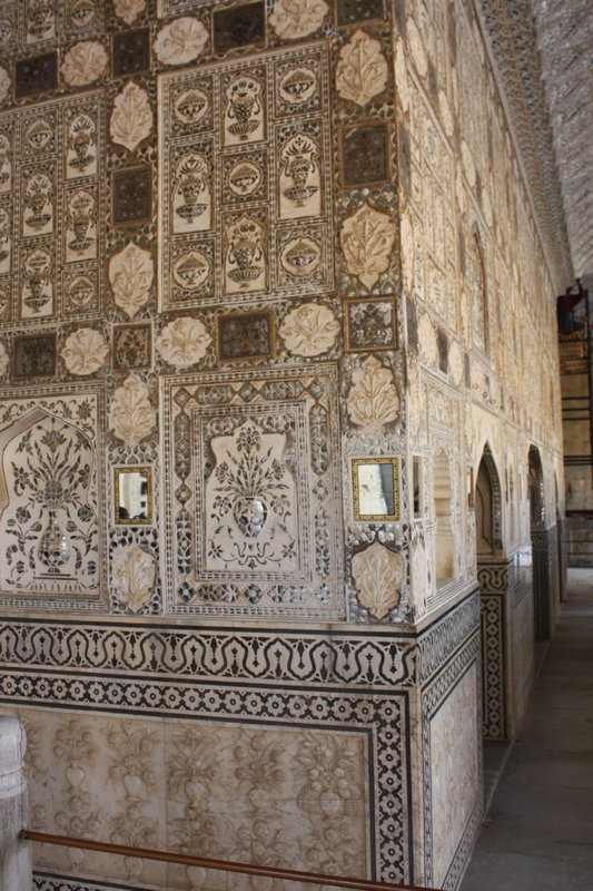 The mirrored walls of the Jai Mandir