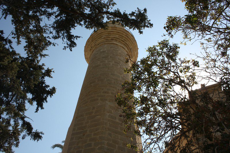 The minaret at the Hala Sultan Tekesi Mosque