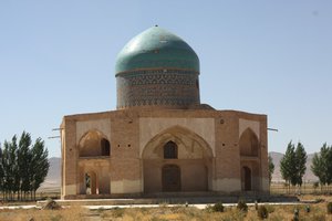 Mullah Hassan Kashi tomb