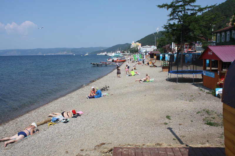 A stony Baikal beach