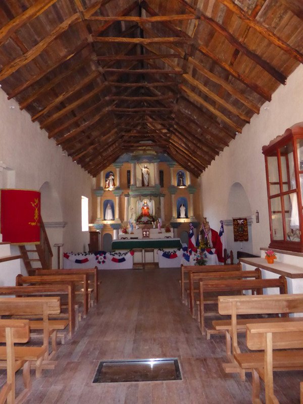 The interior of Iglesia San Pedro