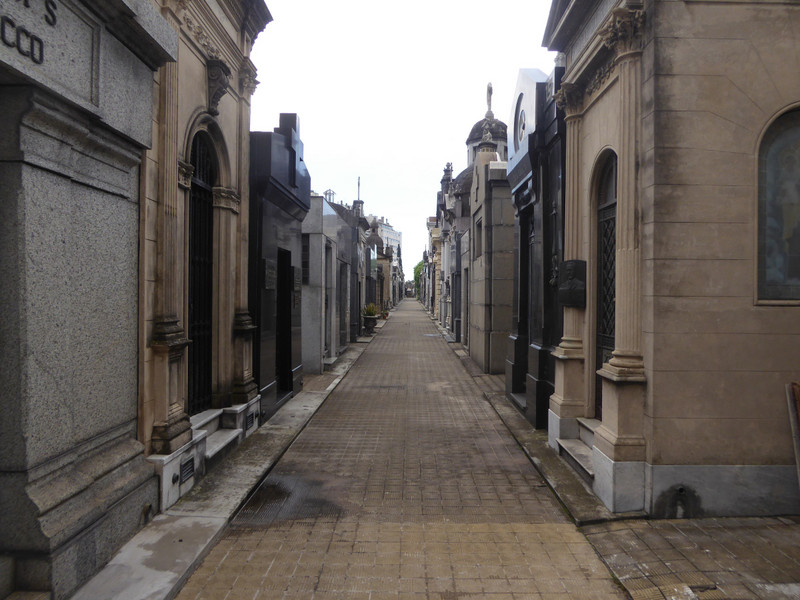 One of the necropolis many "streets"