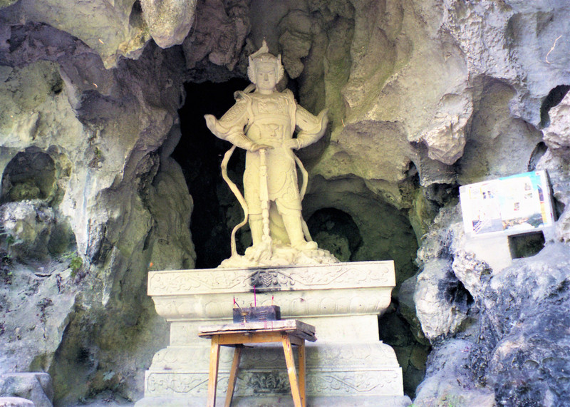 Longgong caves