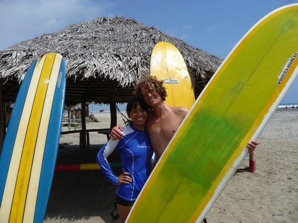 mateo and jo get ready for the surf