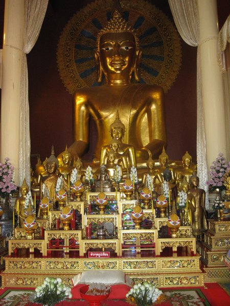 One of Many Buddas we saw in the Chaing Mai Temples