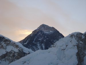 Everest from Kala Pattar (5550m)