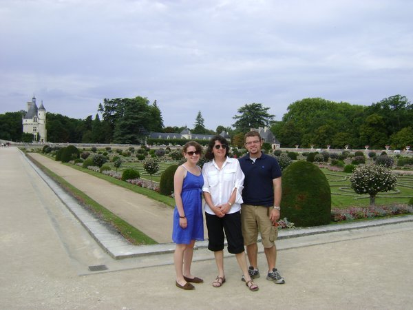 Cyndi, Jackie and Jeff near gardens 