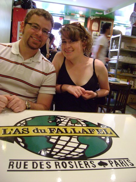 jeff and Jackie at L'As du Fallafel 