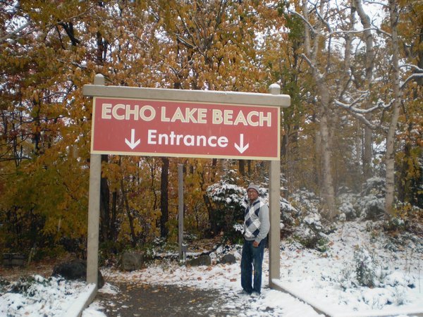 Echo Lake Beach Entrance