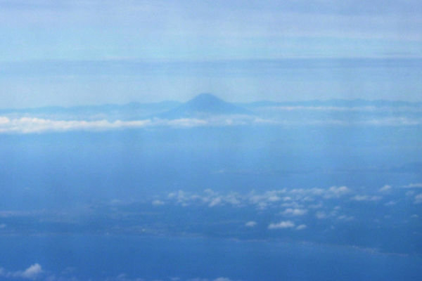 Kate's Fuji photo from the plane