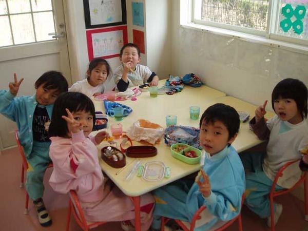 Lunchtime at Kindy