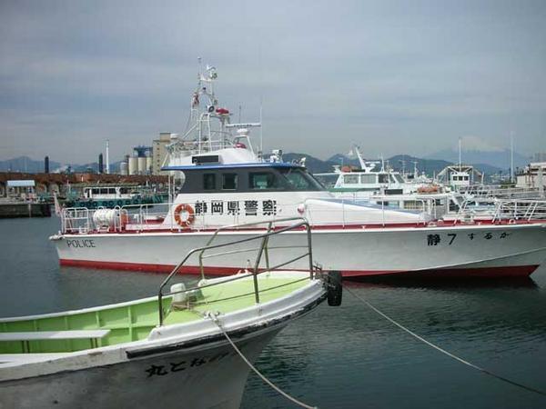 Police boat in Shimizu Port and Fuji!