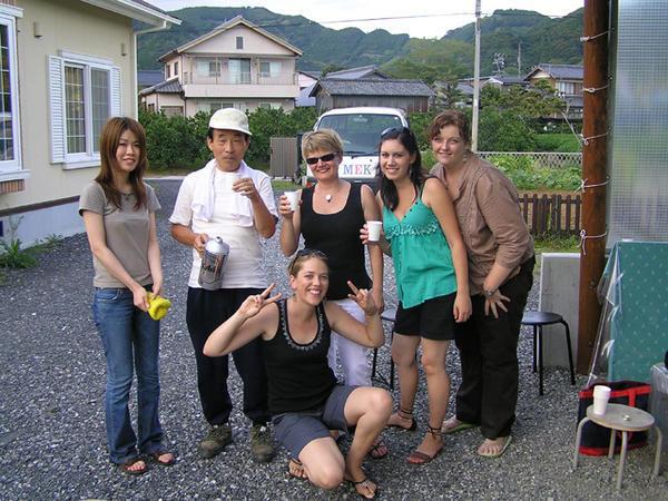 Mrs Nagata's daughter, Mr Toyonaga, Mum, me, Hiedi and Amy in the front