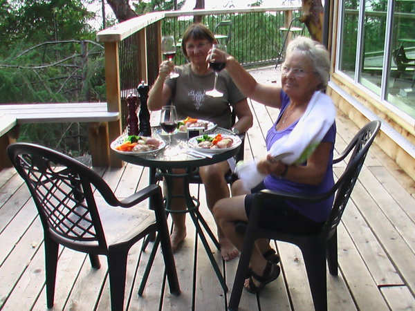 Bon apetite to 2 ladies of Leisure