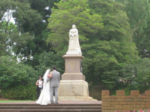 Queen Victoria & bridal pair 