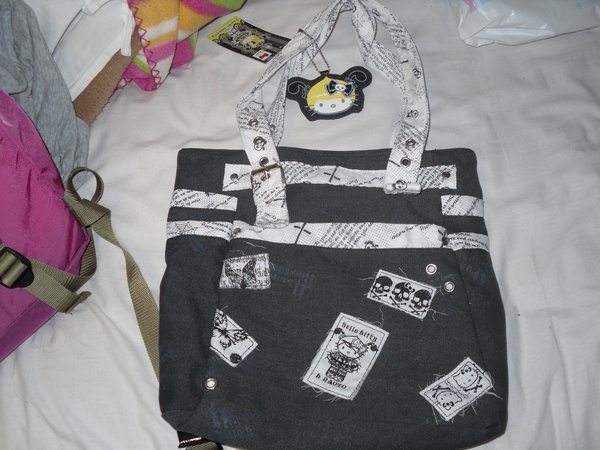 Hello Kitty H&M purse!