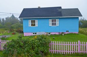 AQUA-PINK-HOUSE