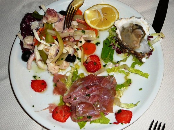 seafood salad & tuna carpaccio