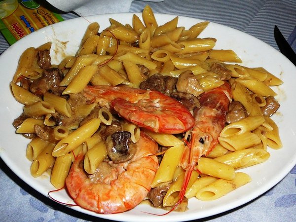 penne with prawns & porcini mushies