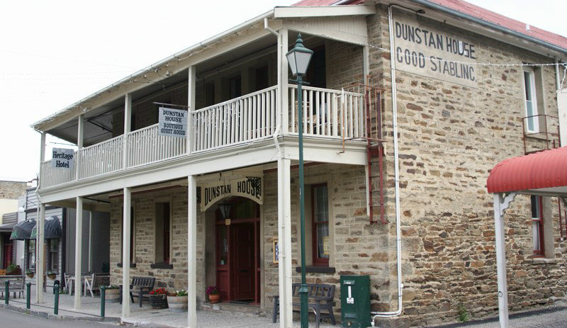 historic Dunstan House hotel