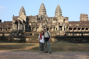  Sunrise Angkor Wat: West Gate