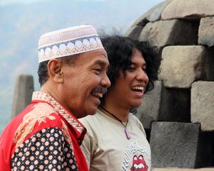 Sonntagsausflügler in Borobudur