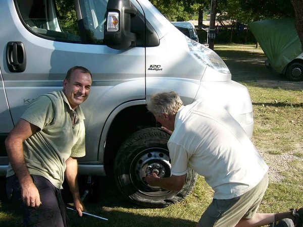 flat tire in Verdon France