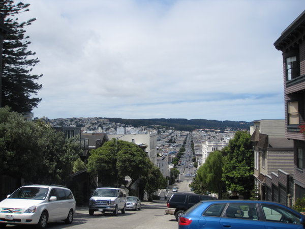 The Walk up to Lombard St.