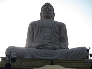 Grosse Buddha-Statue