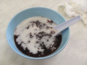 Schwarzer Reis mit Kokosnussmilch